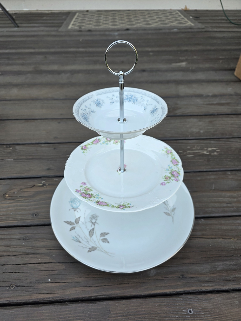 Three-Tier Porcelain Serving Stand in White with Pastel Floral Accents